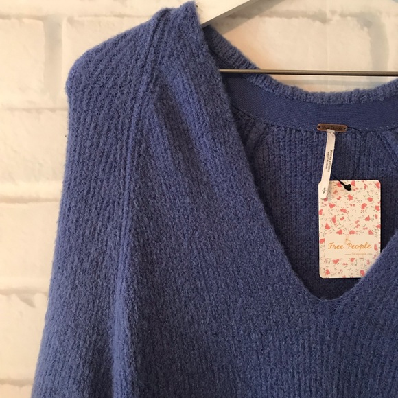 Free People | Oversized V-neck Sweater Dress / Tunic - Picture 6 of 8